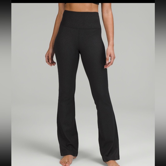 Lululemon High-Rise Groove Flare Leggings 29’ - Picture 3 of 5